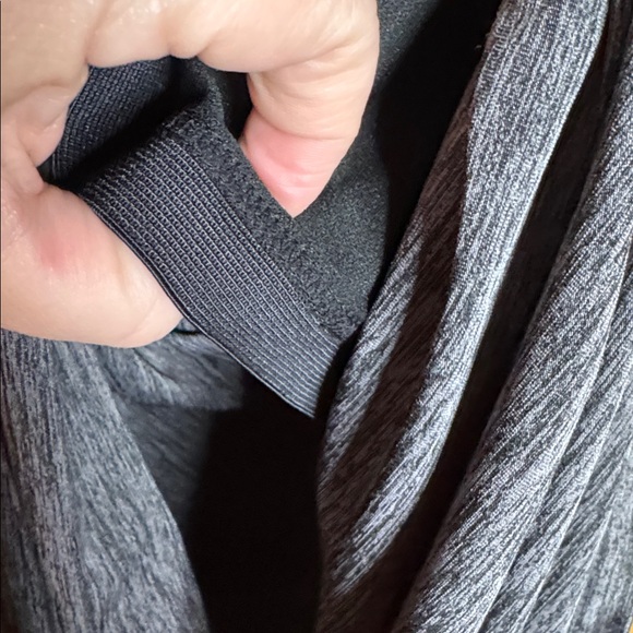 NWOT GAIAM WOMEN'S LANA BRA TANK GRAY SIZE SMALL - Picture 9 of 11